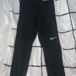 Nike Cropped  Dri-Fit Leggings Photo 0