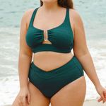 Berlook Dark Green Cut Out Plus Size Bikini Top & V Cut Bottom Photo 0