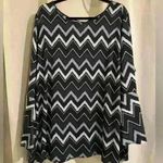 ECI Women’s  Long Sleeve  blouse Photo 0