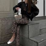 H&M 🐆🔥Women’s EUC  Leopard Trouser Pants Wide Leg Satin Feel Size 6 Workwear Photo 8