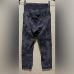 Lululemon Align High Rise Crop 21” Diamond Dye Pitch Grey Graphite Grey Size 4 Photo 5