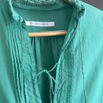 BEAMS | Tendance par Ray Beams Green cotton crochet trim Tie Neck Blouse Medium Photo 3