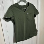 FIGS  Women’s Scrub Top Size Small Photo 2