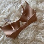 SKIMS Fits Everybody Plunge Bra Clay Size 32D Photo 5