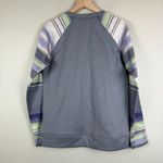 Burton Sweatshirt Women's Small Grey Oak Crew Neck Pullover Thumb Hole Sporty Photo 4