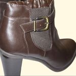 Nickels brand brown vegan leather ankle boots Size 10 Photo 2