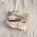 on cloud  Shoes White Running Women’s Photo 1