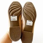 Clarks Juliet Hayes Beige Perforated Loafer Women’s Size 8.5 Neutrals Tan Shoes Photo 2