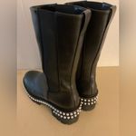 Stuart Weitzman  women black leather Chelsea soho pearl trim boots size 9 Photo 3