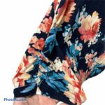 Liberty Love navy floral top size 2XL short sleeve Photo 3