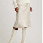 Quince  100% Washable Silk Skirt in champagne color size L Photo 2