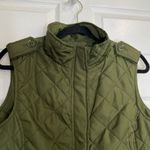 IZOD  Women’s Quilted Vest - Green - Size Large Photo 3