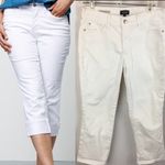 NYDJ White Dayla Capri Pants From Not Your Daughter’s Jeans 10P Photo 1