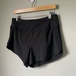 Athleta Athletic Black Run With It 3.5" Shorts Size Medium Photo 4