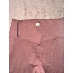 Vuori  Women's High Rise Elevation Ribbed Studio Legging Pink‎ Size Small Photo 2