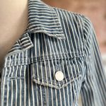 BLANK NYC  Jacket Denim Striped Cropped XS Raw Hem Light Wash Fitted Classic Chic Photo 6