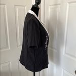 Dress Savvy Vintage Black Pinstripe Blazer with White Floral Detail Size 10P Photo 2