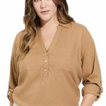 Torrid Top Sz 4XL Linen Blend Henley Tan Button-Up Adjustable Sleeves Pleated Photo 0