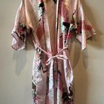 Zhongshan Sang Gorgeous Pink with Cranes Satin Kimono w/ belt Photo 0