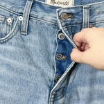 Madewell Denim Shorts Selton Wash Distressed Raw Hem Size 24 Photo 4