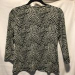 Petite Sophisticate BlackWhite Print VNeck Ruched Blouse Top 3/4 Sleeve Womens M Photo 3
