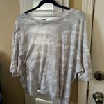 Old Navy camo cropped tshirt Photo 0