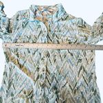 Emily Daniels Glitter Button Photo 10