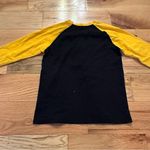 NHL penguins hockey Black and Yellow Long Sleeve Shirt Size M Photo 1