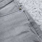 Calvin Klein READ Bermuda City Jean Shorts Gray Wash Stretch Women’s Size 4 Photo 8