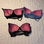 Victoria's Secret Wireless Push-Up  Bra Photo 1