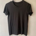Lululemon Breeze By Short Sleeve Seamless Mesh Top in Black - Size 4 Photo 2