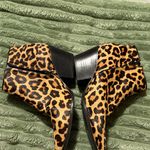 Bleecker and Bond EUC Women’s Riley-2 Leopard Print Calf Hair Booties Size 8.5 Photo 2