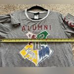 Harry Potter  HOGWARTS ALUMNI SCHOOL OF WITCHCRAFT AND WIZARDRY GRAPHIC Tee large Photo 6