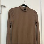 VERO MODA ribbed long sleeve midi dress in brown Photo 3