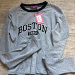 Edikted  boston long sleeve tee size medium brand new  Photo 1