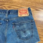 Super Cute Levi’s 505 Cutoff Jean Shorts! Blue Size 30 Photo 2