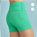 Carbon 38 ribbed green athletic shortie shorts Size XS Photo 1