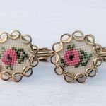 Vintage Clip On Earrings Gold Tone with Pink Flower Floral Design Photo 1