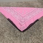David & Young Pink bedazzled bandanas Photo 3