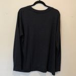 Kirkland Signature  women's Dark Navy V-Neck Sweater Photo 4