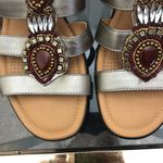 Comfort view beaded silver sandals size 8 Photo 2