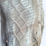 Hollister  Co. Women's Cream and Tan Jumper Photo 1