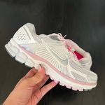 Nike New Zoom Vomero 5 520 Pack White Pink Photo 2