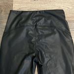 Hunter and Brown Black Faux Leather Lined Pull
on Legging Pants Medium Photo 3