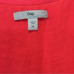 Gap  sleeveless top XL hot pink looks and feels like silk but polyester ruffles Photo 2