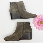 Vionic Paloma Suede Leather Wedge Ankle Boots Booties: Greige (Grey/Beige) Photo 5