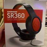 Headphones Multiple Photo 0