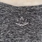 Beyond Yoga  Lift Your Spirits Racerback Sports Bra Spacedye Gray Women’s M Photo 4