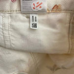 American Eagle  Mom Shorts High Waist Floral Print Cotton Denim White Size 10‎ Photo 11