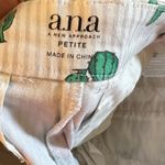 a.n.a  Petite Twill Cactus Shorts‎ Photo 3